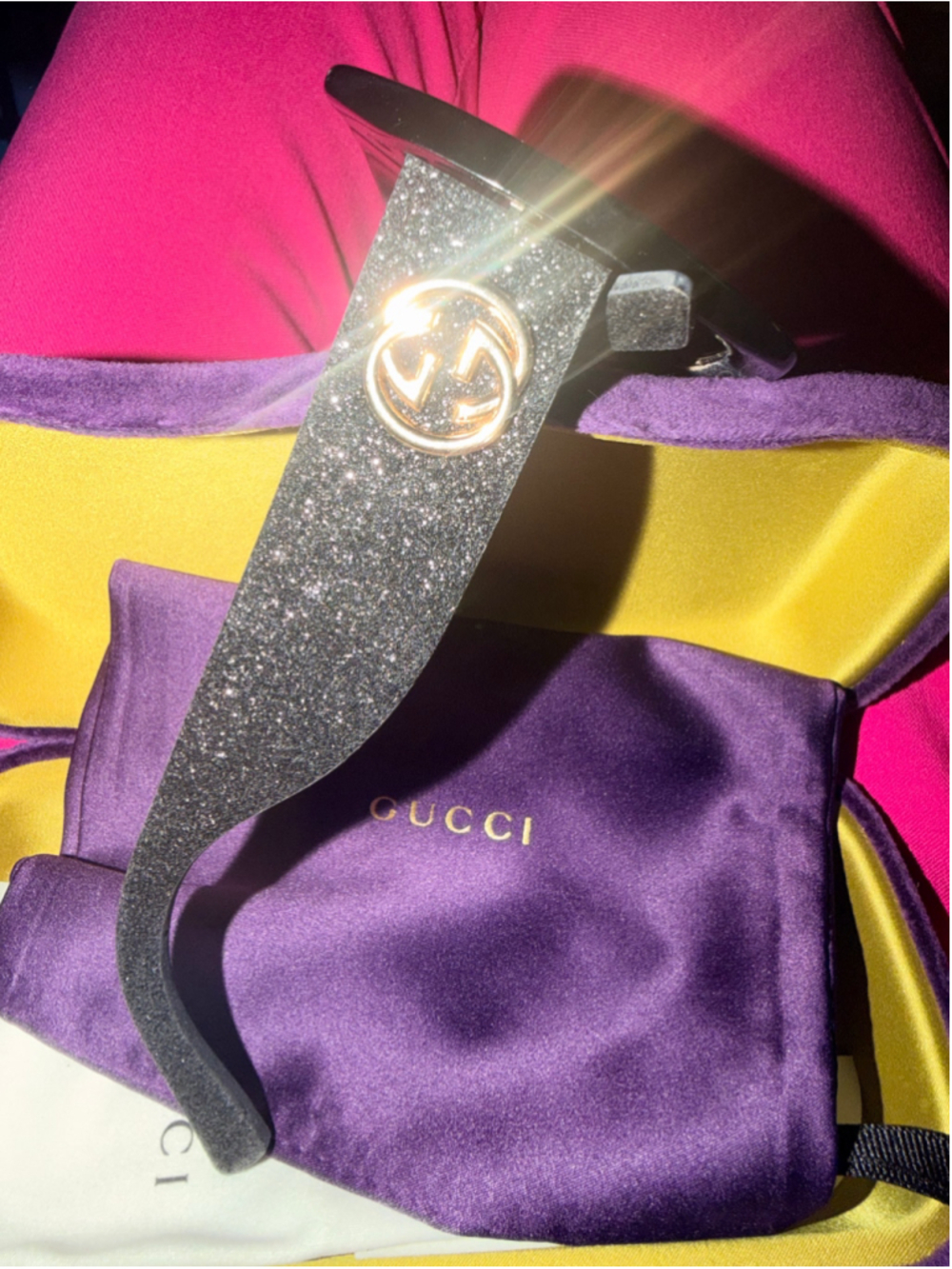 Women's Gucci Sunglasses Black Glitter and Gold - Picture 4 of 9
